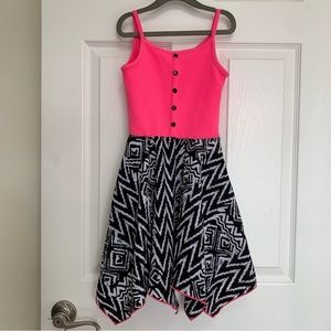 Youngland hot pink Black White Zebra geometric buttons tie back, sleeveless, 6